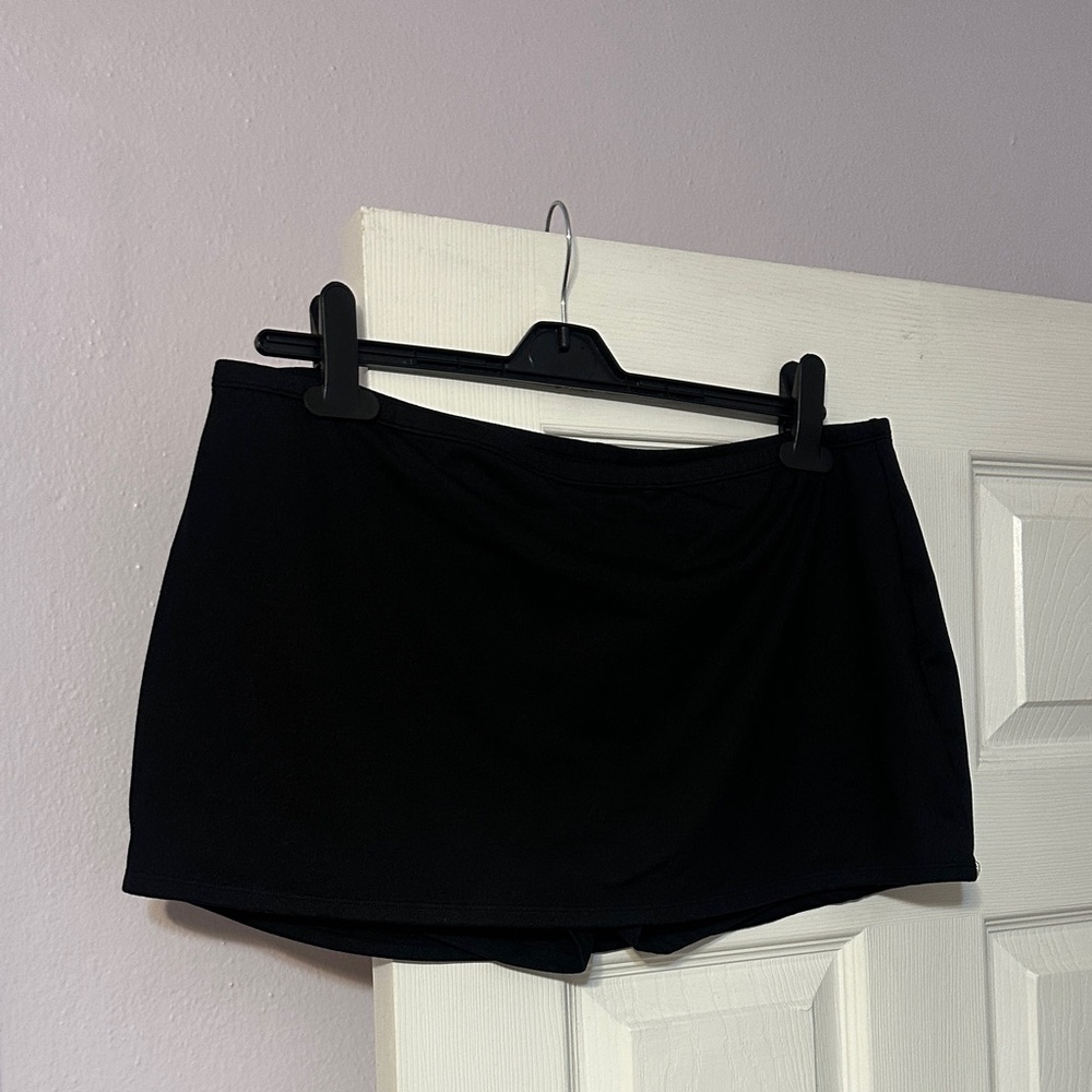Set active micro mini Skort with Built-In Shorts